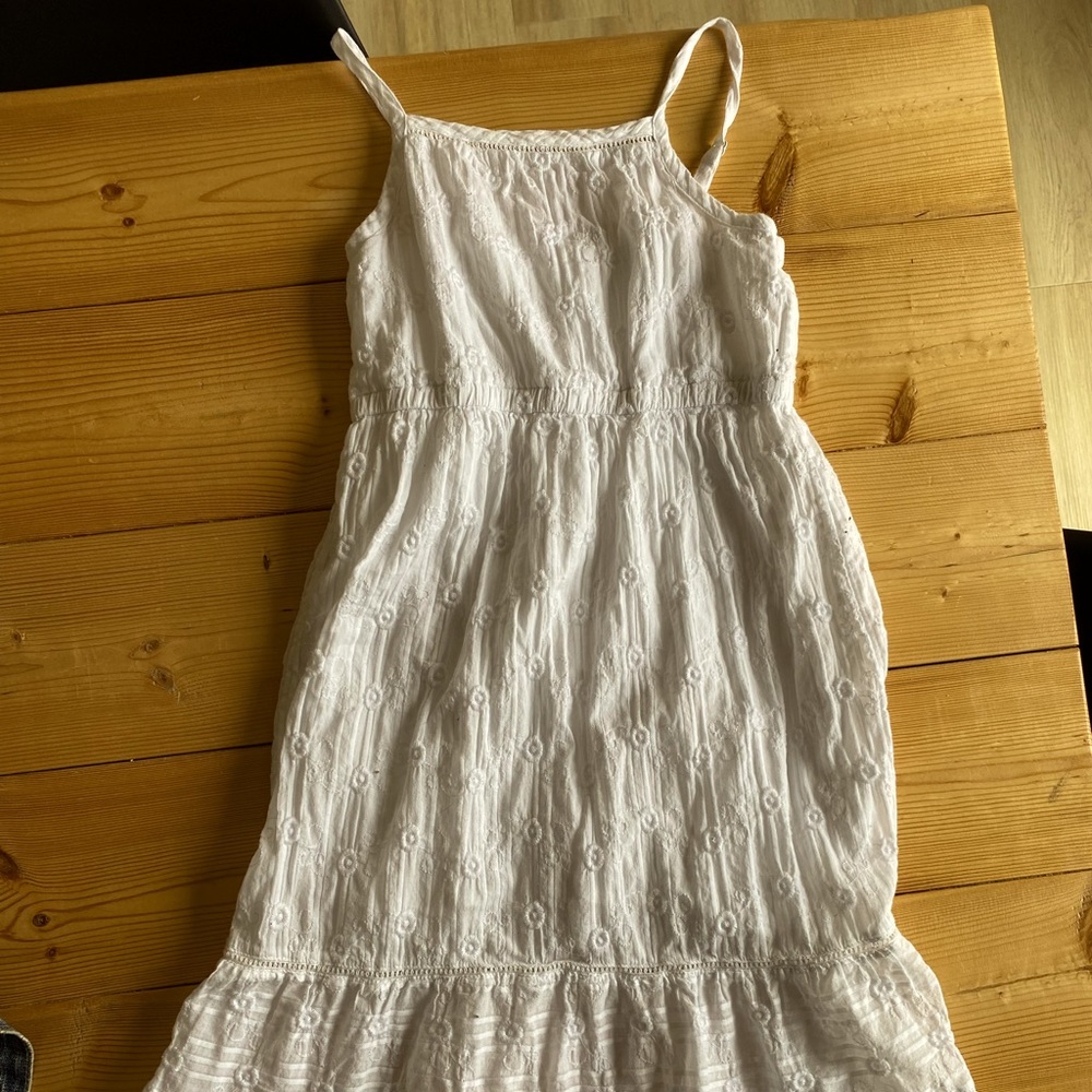 Target Cat and Jack white dress. Girls size small 6/6x